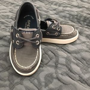 Sperry boys size 6.5 boat shoes